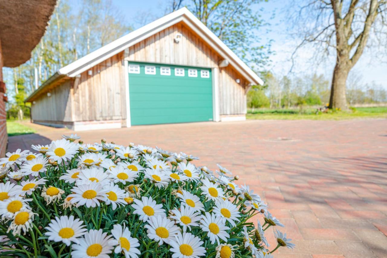 Reetdach Ostfriesenhaus Villa Südbrookmerland Eksteriør billede